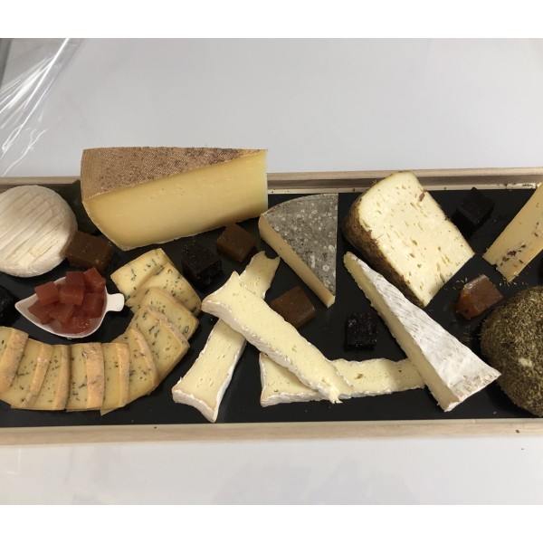 GRAND ASSORTIMENT DE FROMAGES*