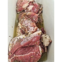 AGNEAU MARINÉ HERBES DE PROVENCE